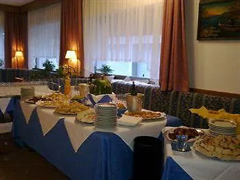 Alpino Family Wellness 3* Peio