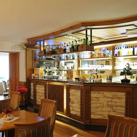 Alpino Family Wellness Hotel Peio